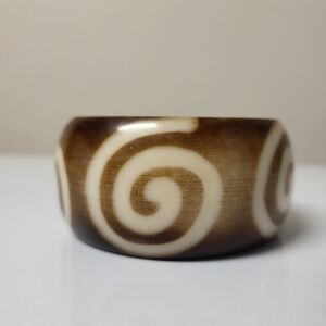 Vintage Two tone Swirl Chunky BOHO Bangle